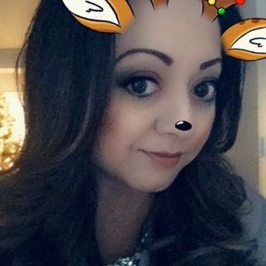 Meet your Posher, Deborah